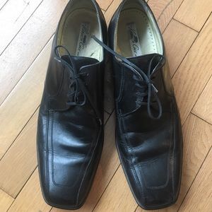 Men’s Kenneth Cole dress shoes